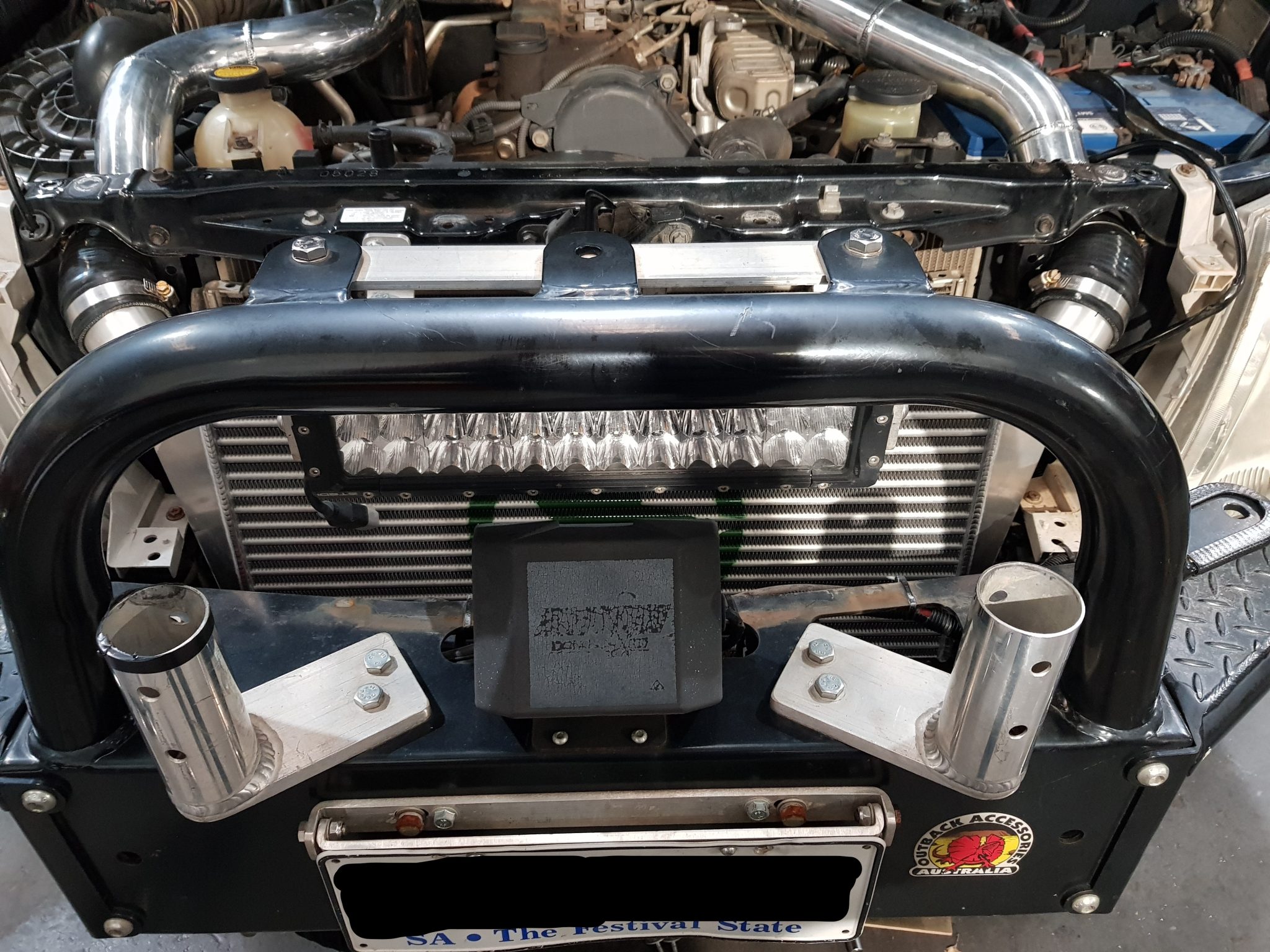 TOYOTA HILUX KUN126 FRONT MOUNT INTERCOOLER KIT Cross Country 4×4